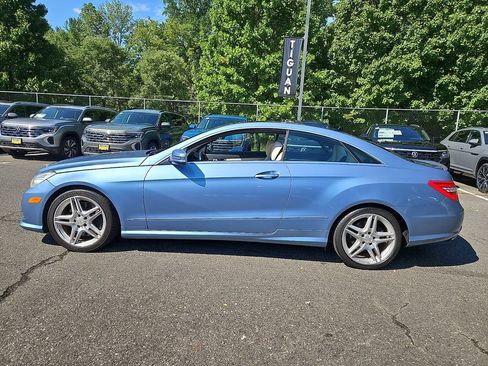 Used 2011 Mercedes-Benz E 550 Coupe image 8