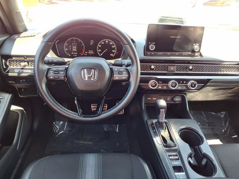 Used 2025 Honda Civic Sport image 8