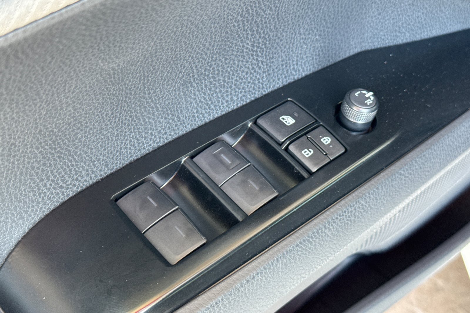 New 2026 Toyota Camry SE FWD image 13