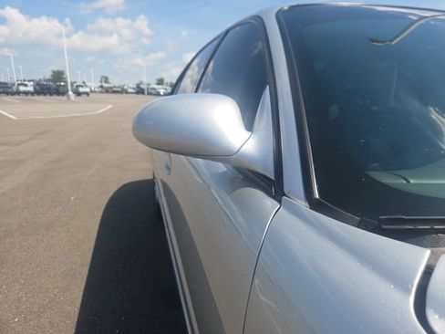 Used 2002 Buick Regal LS w/ LS Premium Pkg FWD image 5