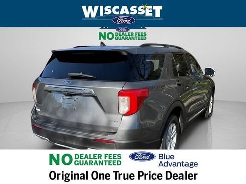 Certified 2022 Ford Explorer XLT w/ Equipment Group 202A image 38