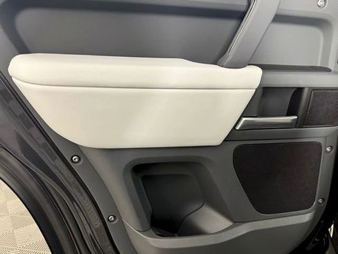 New 2025 Land Rover Defender 110 S image 33