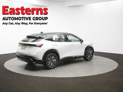 Used 2023 Nissan Ariya FWD image 41