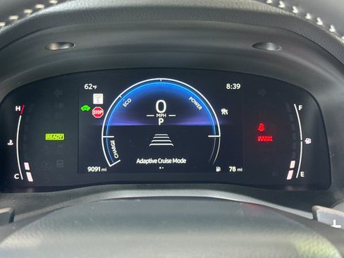 Used 2025 Toyota Camry SE FWD image 24