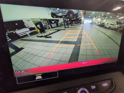 Used 2023 Chevrolet Blazer LT w/ Driver Confidence Package image 6