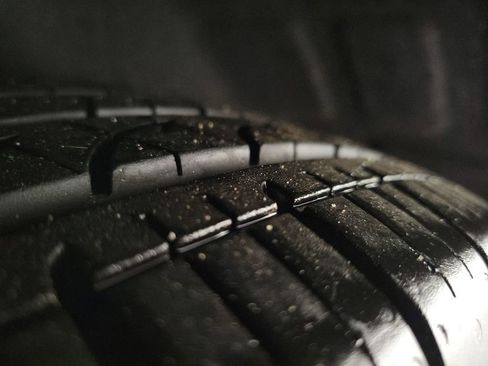 Used 2025 Subaru Legacy Premium image 11