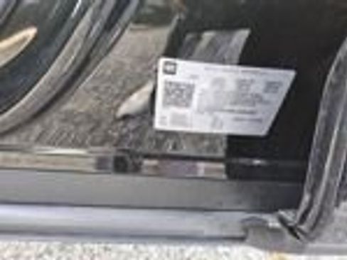 Used 2025 Chevrolet Traverse LT image 21