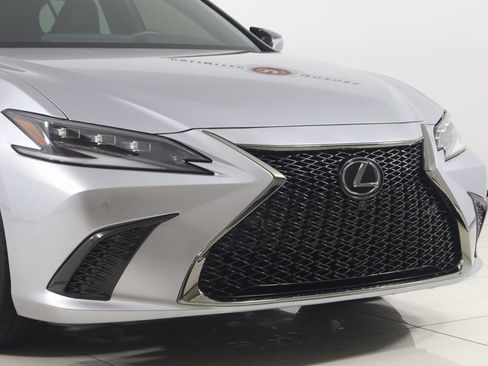 Used 2024 Lexus ES 300h F Sport image 43