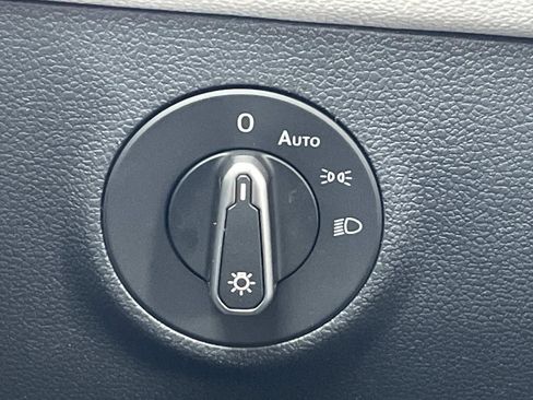 New 2026 Volkswagen Taos S FWD image 18