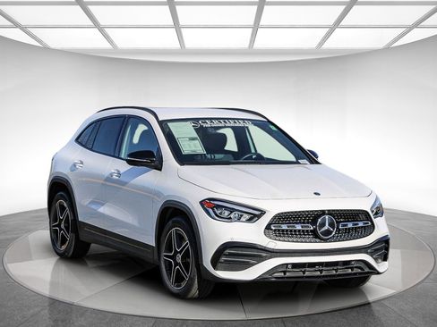 Certified 2022 Mercedes-Benz GLA 250 4MATIC image 5