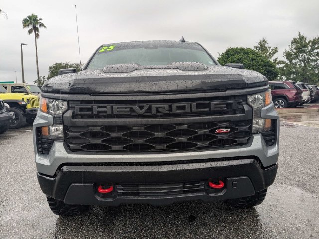 Used 2025 Chevrolet Silverado 1500 Custom Trail Boss AWD/4WD image 9