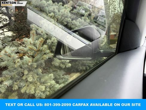 Used 2021 Tesla Model Y Performance image 20