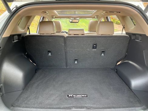 Used 2021 Hyundai Tucson Ultimate w/ Cargo Package image 42