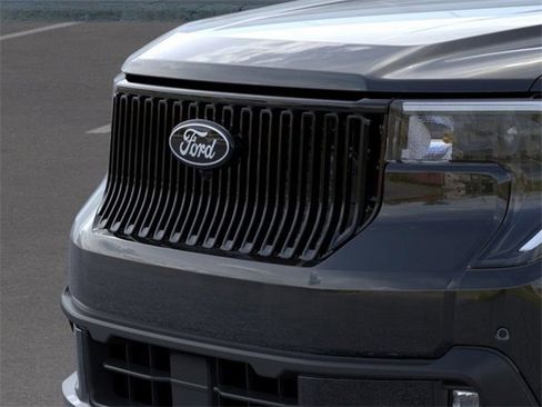 New 2025 Ford Maverick Lobo image 18