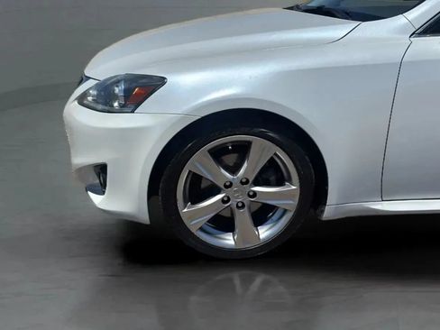 Used 2011 Lexus IS 250 w/ Premium Pkg Value Edition RWD image 36