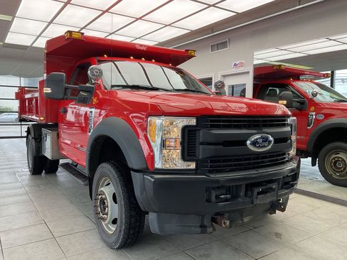 Used 2017 Ford F550 4x4 Regular Cab Super Duty image 1