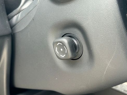 Used 2024 Lexus LX 600 F Sport image 34