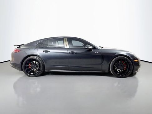 Used 2018 Porsche Panamera RWD image 4