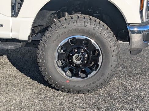 New 2026 Ford F350 King Ranch w/ Tremor Off-Road Package image 12