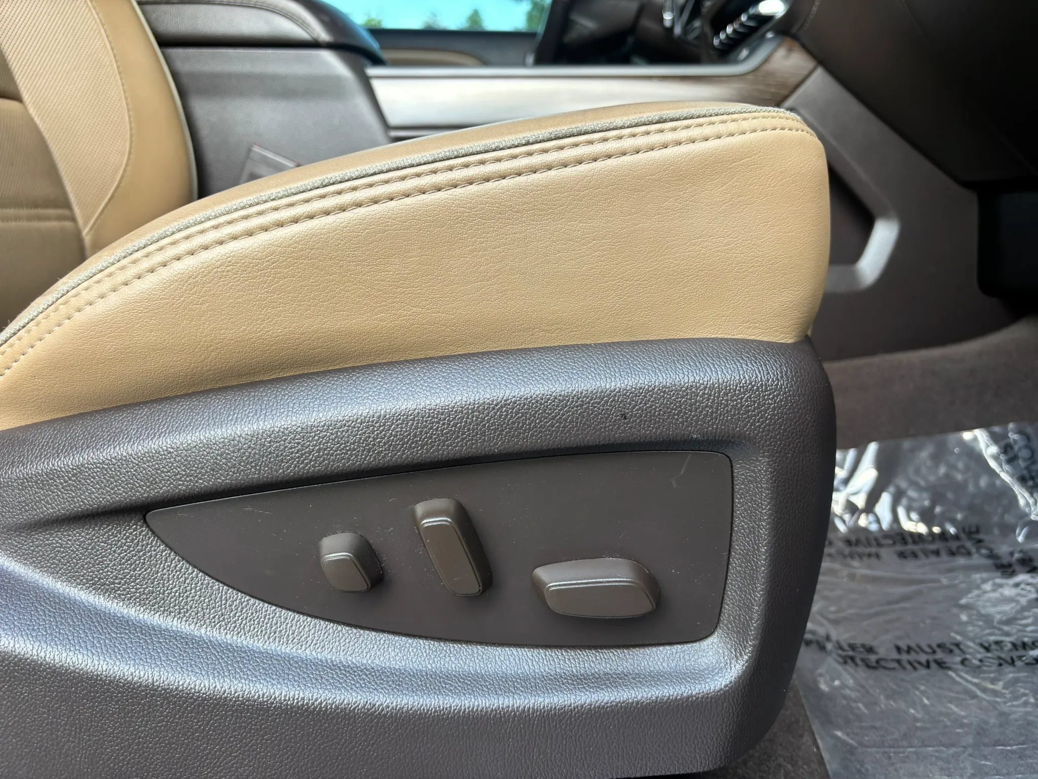 Used 2019 GMC Sierra 3500 Denali w/ Duramax Plus Package AWD/4WD image 28