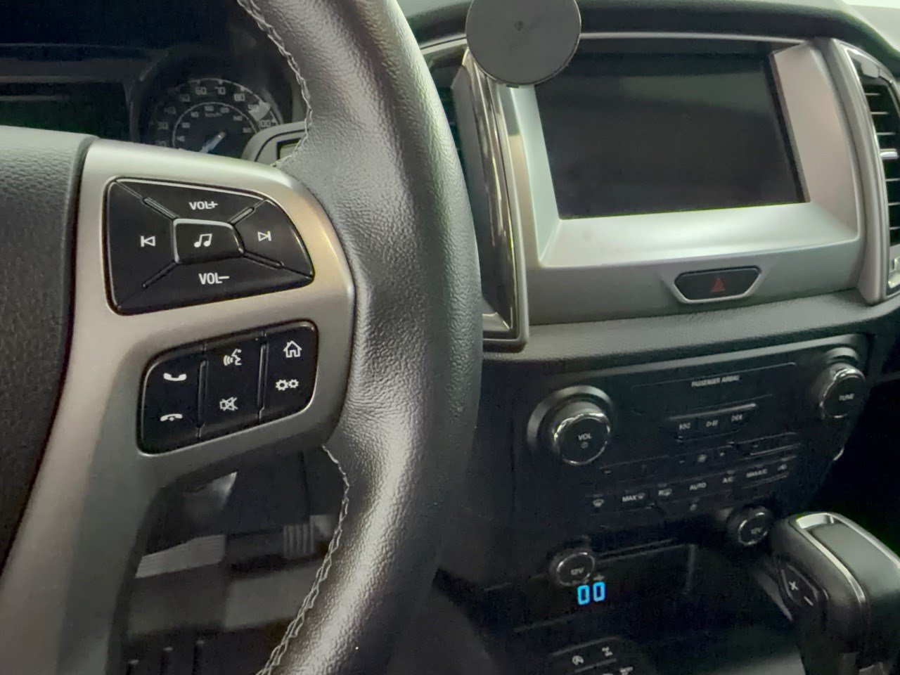 Used 2019 Ford Ranger XLT w/ Equipment Group 301A Mid AWD/4WD image 19