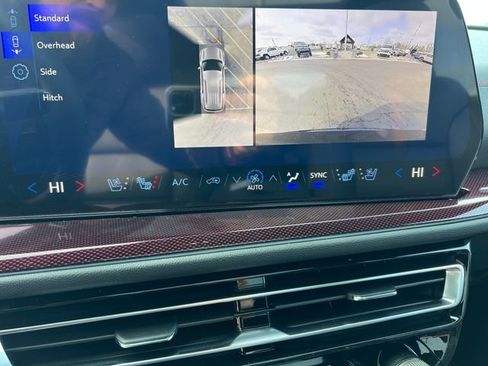 New 2026 Chevrolet Traverse RS w/ LPO, Floor Liner Package image 19