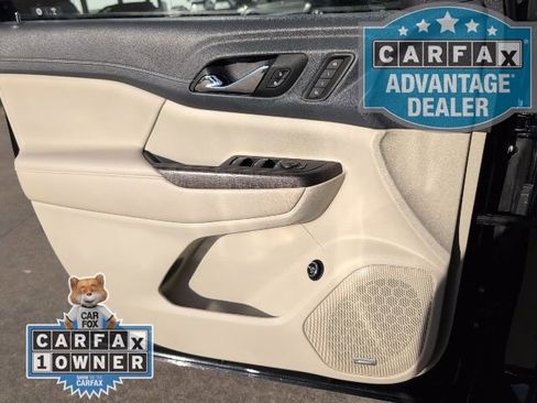 Certified 2023 GMC Acadia Denali image 16