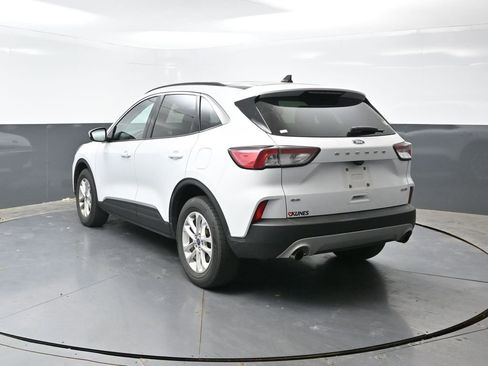 Used 2020 Ford Escape SE AWD/4WD image 12