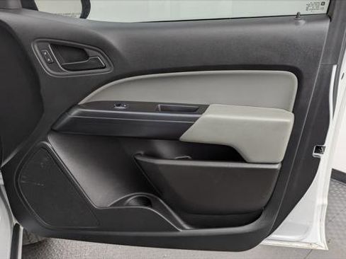 Used 2019 Chevrolet Colorado W/T w/ WT Convenience Package RWD image 22