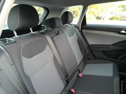 Used 2022 Volkswagen Taos S AWD/4WD image 20