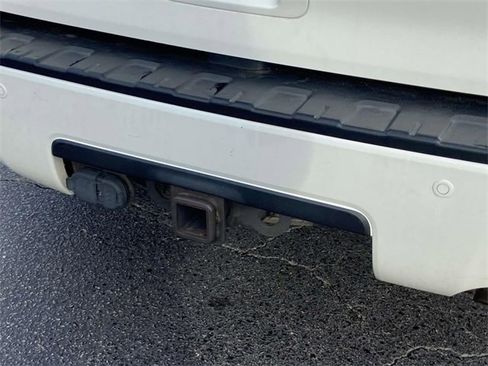 Used 2017 Toyota Sequoia Platinum image 18