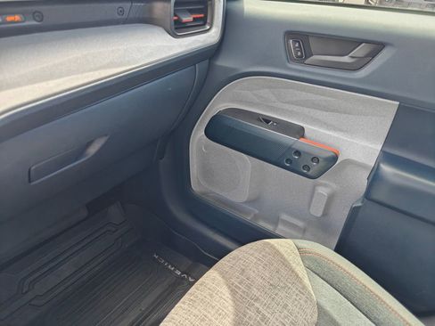 Used 2022 Ford Maverick XLT w/ XLT Luxury Package FWD image 16
