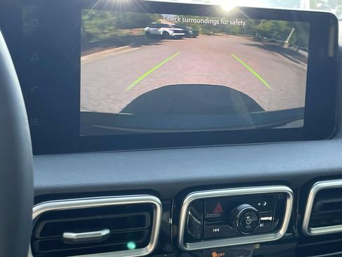New 2026 Nissan Sentra SV w/ SV Convenience Package FWD image 26