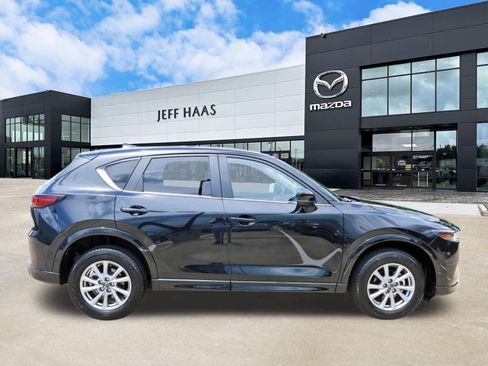 Used 2025 MAZDA CX-5 AWD 2.5 S w/ Preferred Package image 5