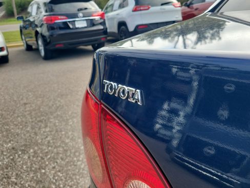 Used 2006 Toyota Corolla CE image 8