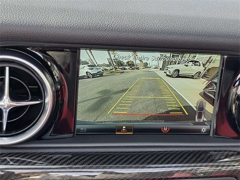 Used 2017 Mercedes-Benz SLC 43 AMG image 18