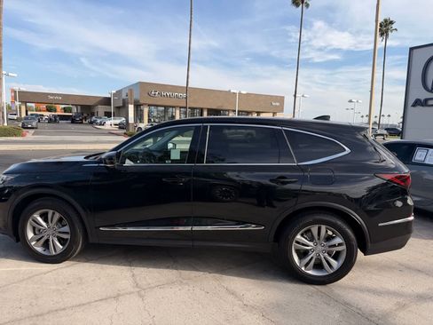 Certified 2026 Acura MDX FWD image 2