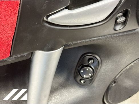 Used 2006 Dodge Viper SRT-10 RWD image 17