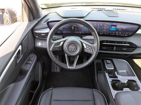 Used 2025 Buick Enclave Preferred image 16
