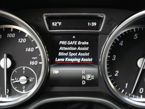 Used 2016 Mercedes-Benz GL 550 4MATIC image 49