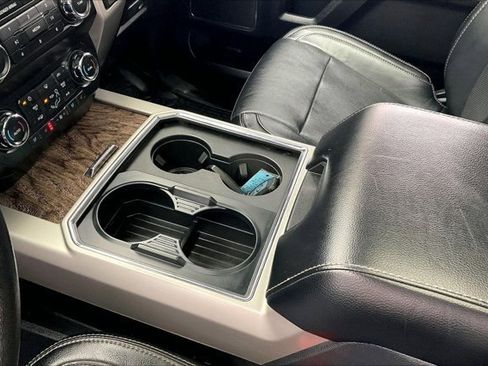 Used 2019 Ford F250 Lariat w/ Lariat Ultimate Package image 16