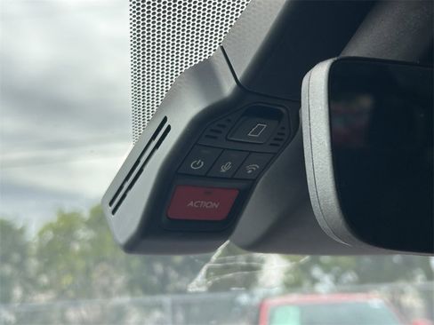 Used 2021 Toyota Sienna Platinum image 43