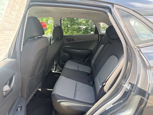 Used 2019 Hyundai Kona SE AWD/4WD image 12