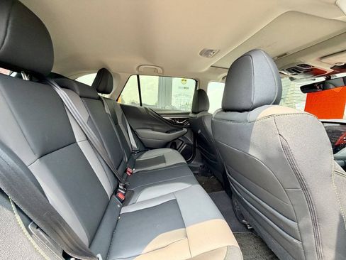 Used 2025 Subaru Outback Onyx Edition AWD/4WD image 26