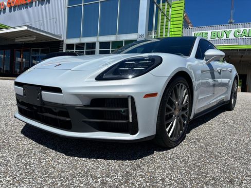 Used 2025 Porsche Panamera 4 w/ Premium Package AWD/4WD image 15