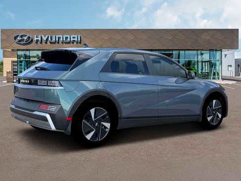 New 2026 Hyundai Ioniq 5 SEL RWD image 8