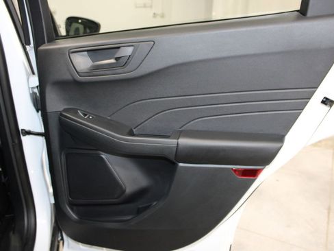 Used 2025 Ford Escape Active image 26