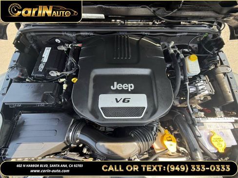Used 2017 Jeep Wrangler Unlimited Sport w/ Quick Order Package 24S AWD/4WD image 19