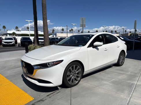Used 2021 MAZDA MAZDA3 s image 2