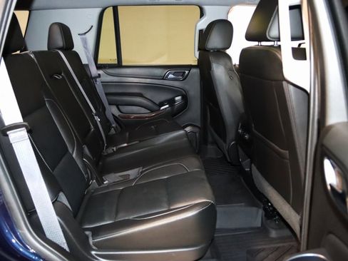 Used 2017 GMC Yukon SLT image 61